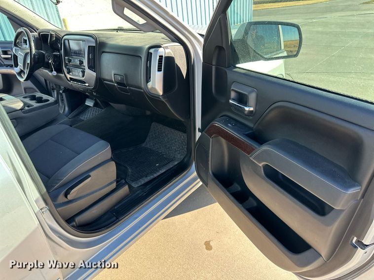 image for item ER8145 2016 GMC Sierra 1500 Double Cab pickup truck