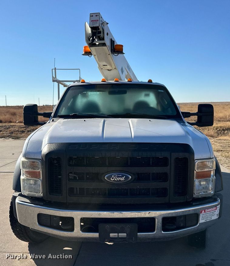 image for item ER8147 2008 Ford F450 Super Duty bucket truck