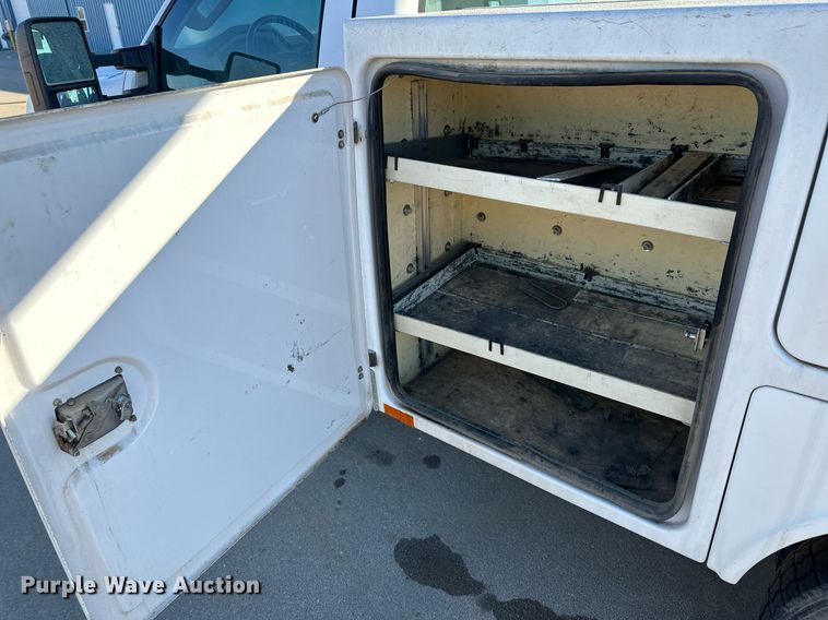 image for item ER8147 2008 Ford F450 Super Duty bucket truck