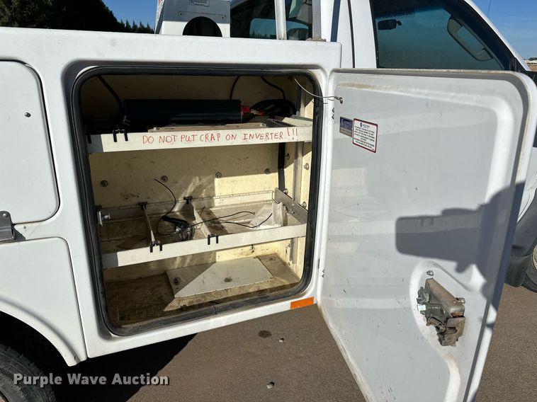 image for item ER8147 2008 Ford F450 Super Duty bucket truck