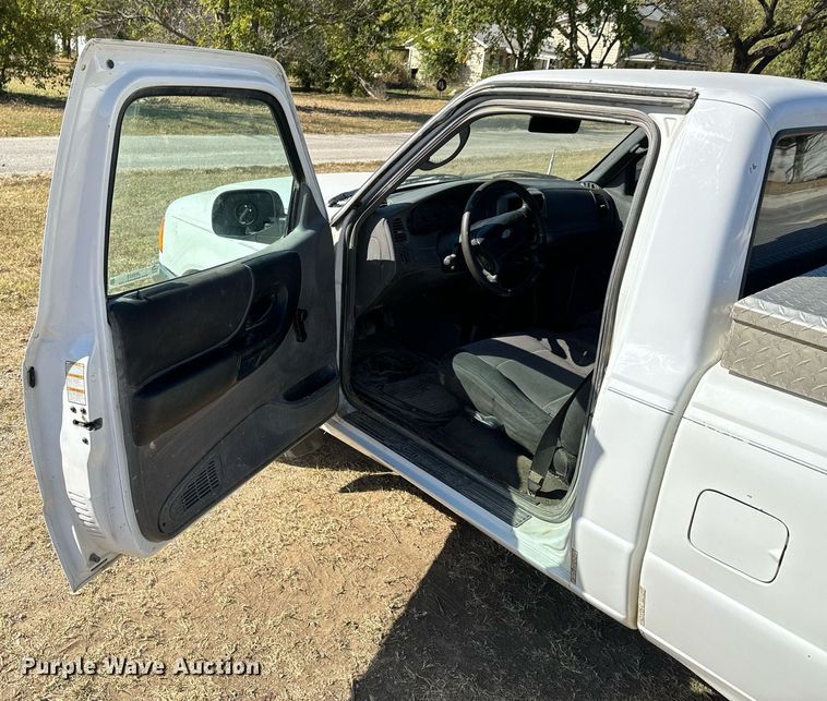 image for item JE9322 2003 Ford Ranger pickup truck