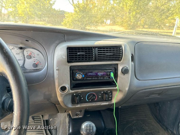 image for item JE9322 2003 Ford Ranger pickup truck