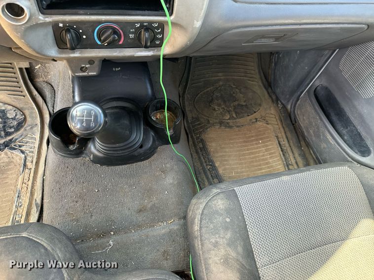 image for item JE9322 2003 Ford Ranger pickup truck