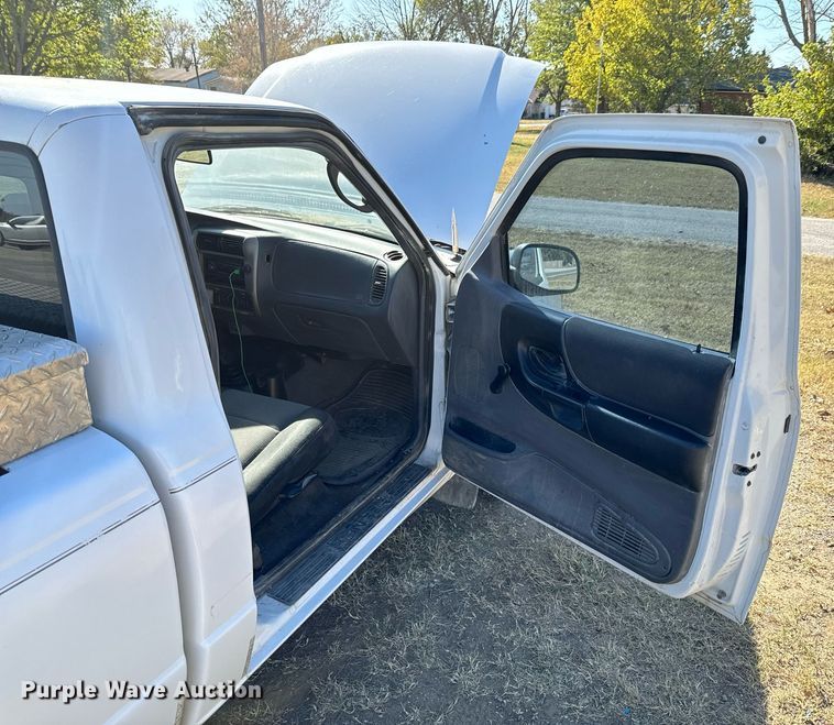 image for item JE9322 2003 Ford Ranger pickup truck