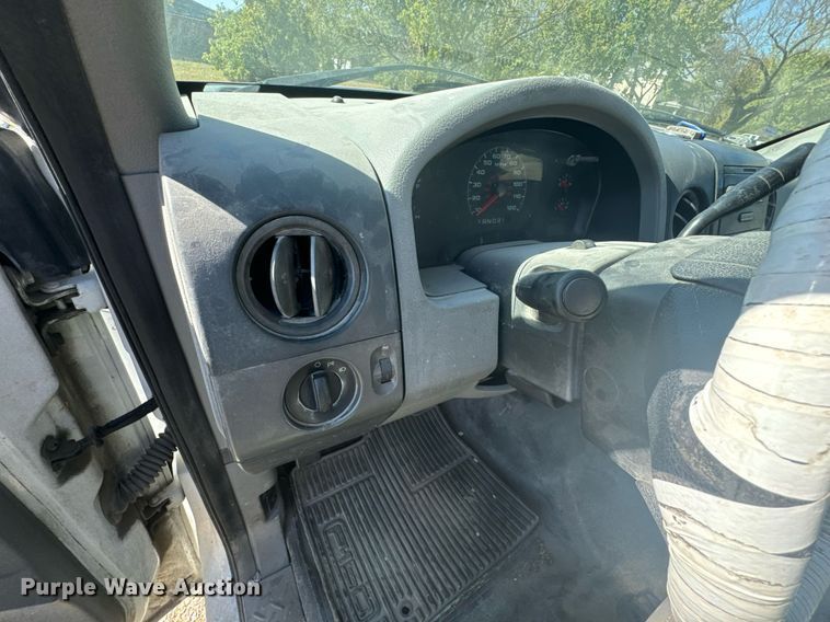 image for item JE9325 2008 Ford F150 SuperCab pickup truck