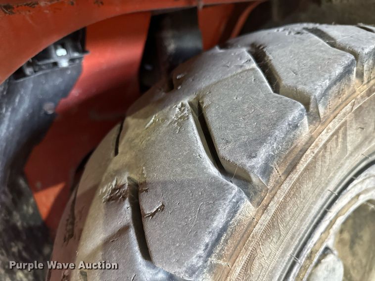 image for item JE9333 Toyota 7FGU35 forklift