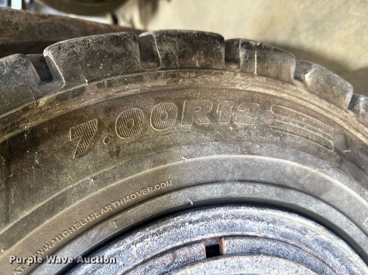 image for item JE9333 Toyota 7FGU35 forklift