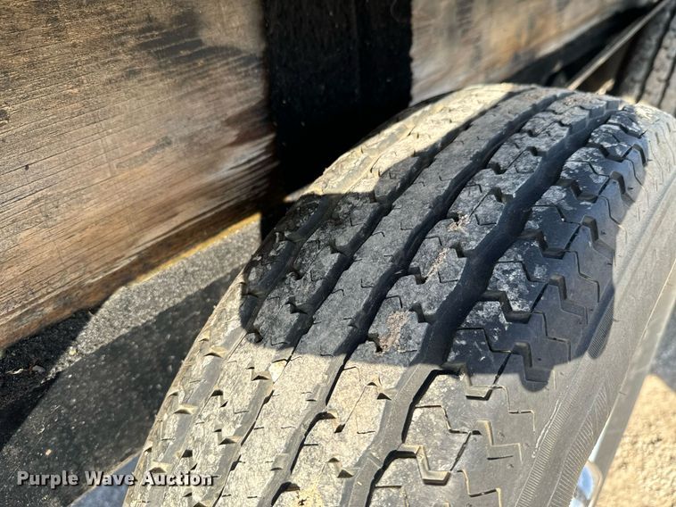 image for item JE9335 2017 Manning Marine boat trailer