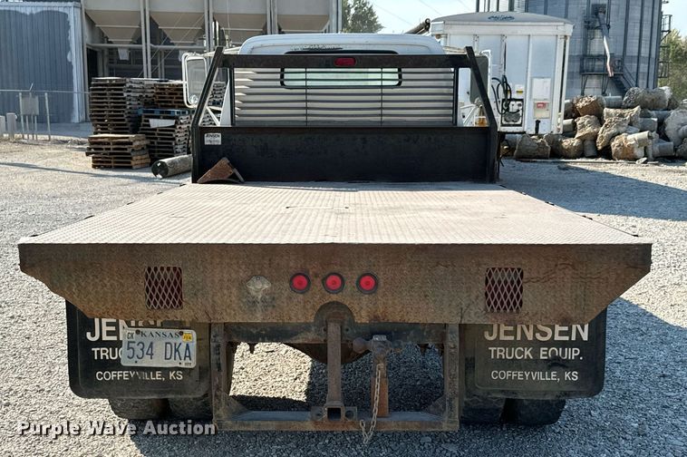 image for item JE9348 1989 Chevrolet C60 flatbed truck