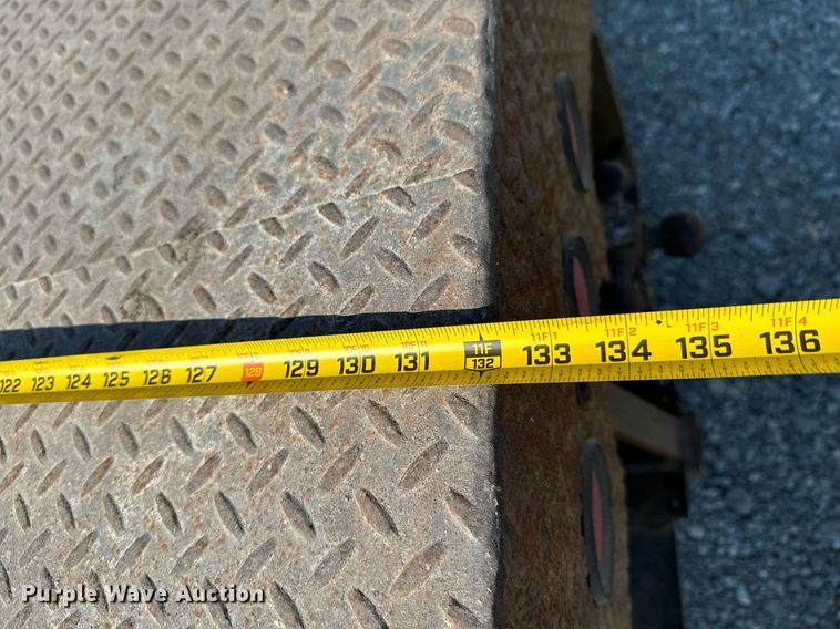 image for item JE9348 1989 Chevrolet C60 flatbed truck