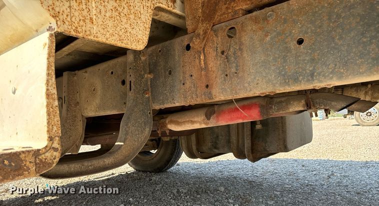 image for item JE9348 1989 Chevrolet C60 flatbed truck