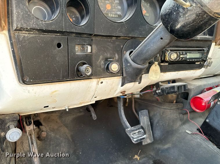 image for item JE9348 1989 Chevrolet C60 flatbed truck