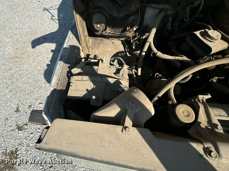 image for item JE9348 1989 Chevrolet C60 flatbed truck