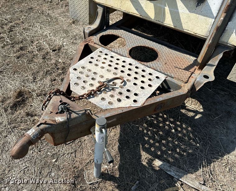 image for item JE9365 2006 Shop built utility bed trailer