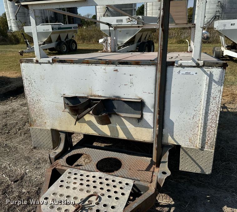 image for item JE9365 2006 Shop built utility bed trailer