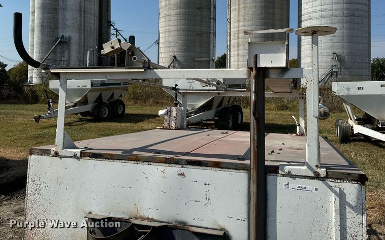 image for item JE9365 2006 Shop built utility bed trailer