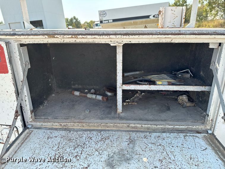 image for item JE9365 2006 Shop built utility bed trailer