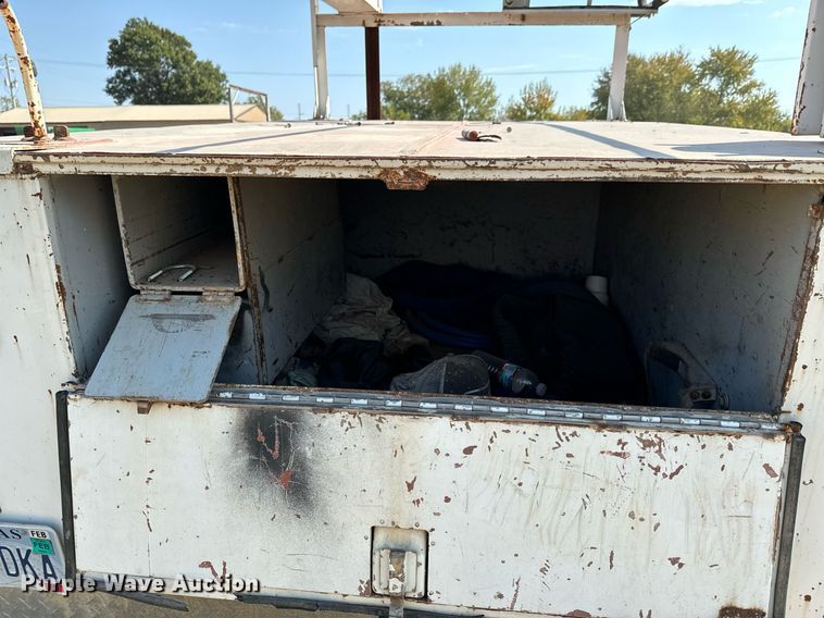 image for item JE9365 2006 Shop built utility bed trailer