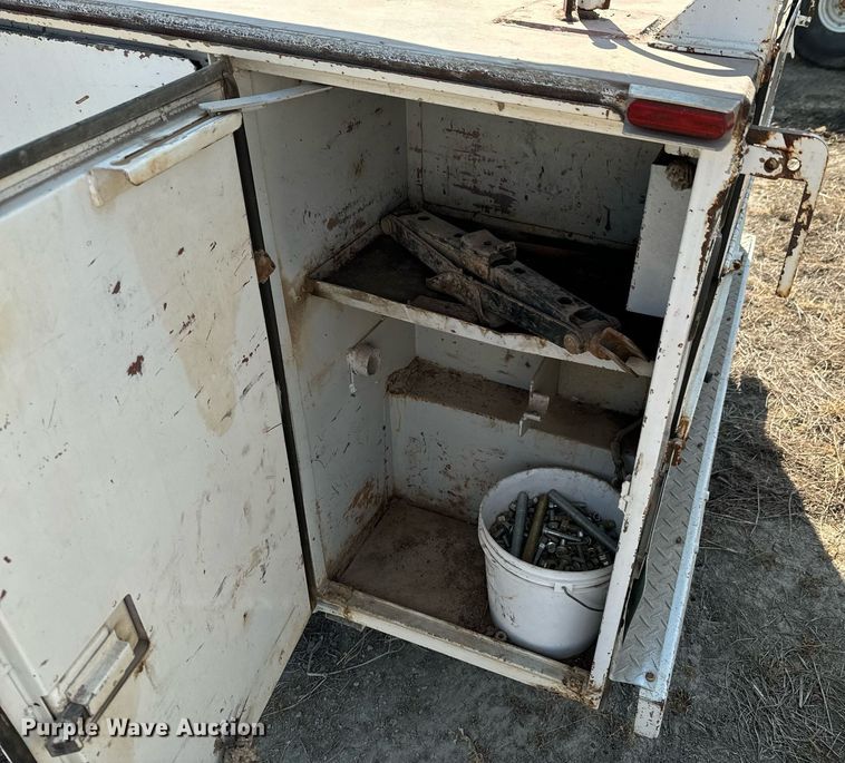 image for item JE9365 2006 Shop built utility bed trailer