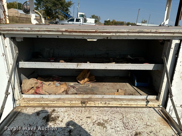 image for item JE9365 2006 Shop built utility bed trailer