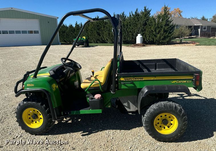 image for item MS9860 2008 John Deere Gator 850D utility vehicle