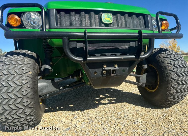 image for item MS9861 2005 John Deere Gator HPX utility vehicle