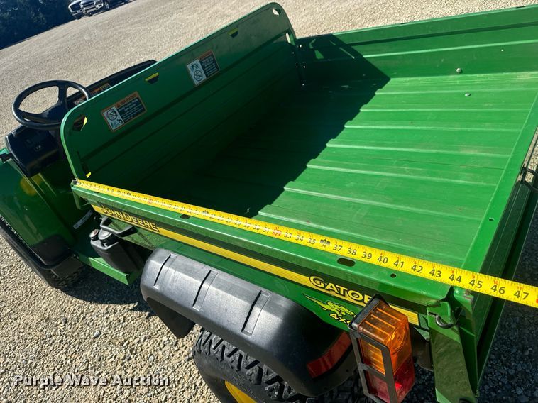 image for item MS9861 2005 John Deere Gator HPX utility vehicle