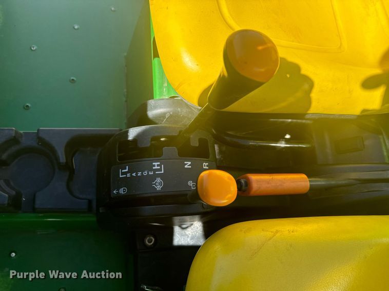 image for item MS9861 2005 John Deere Gator HPX utility vehicle