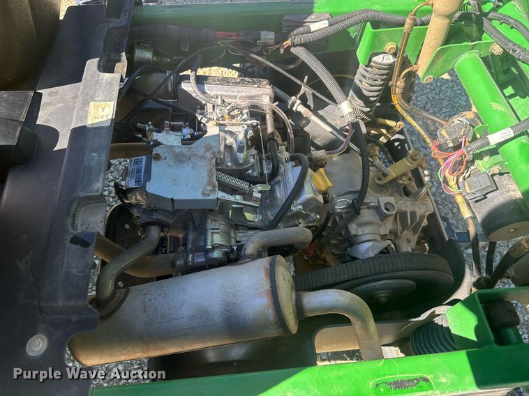 image for item MS9861 2005 John Deere Gator HPX utility vehicle