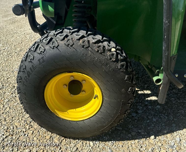 image for item MS9861 2005 John Deere Gator HPX utility vehicle