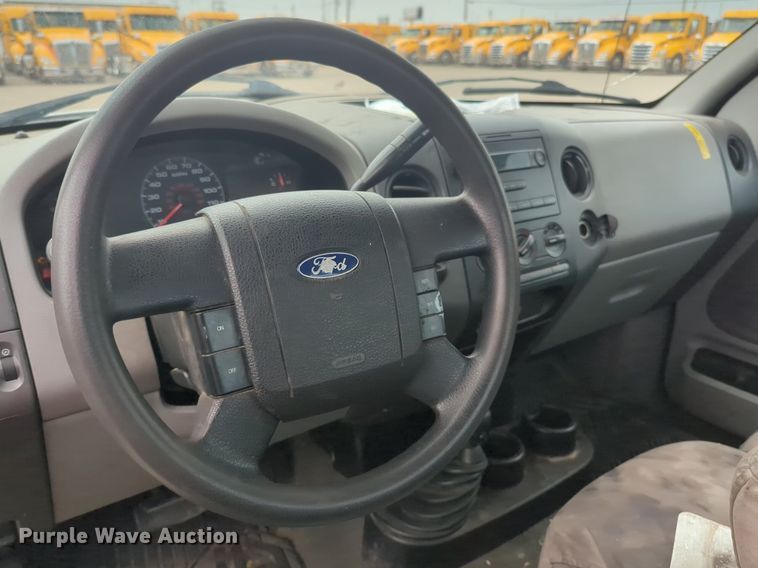 image for item NW9680 2006 Ford  F150 pickup truck