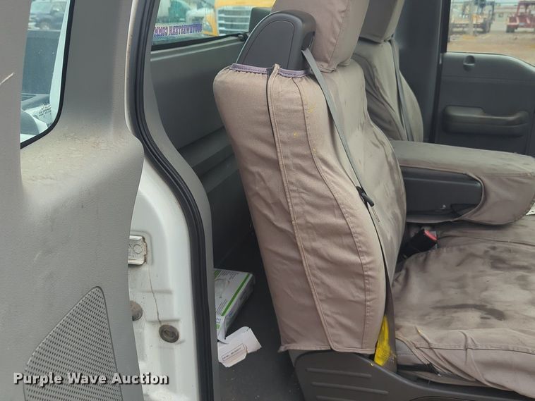 image for item NW9680 2006 Ford  F150 pickup truck