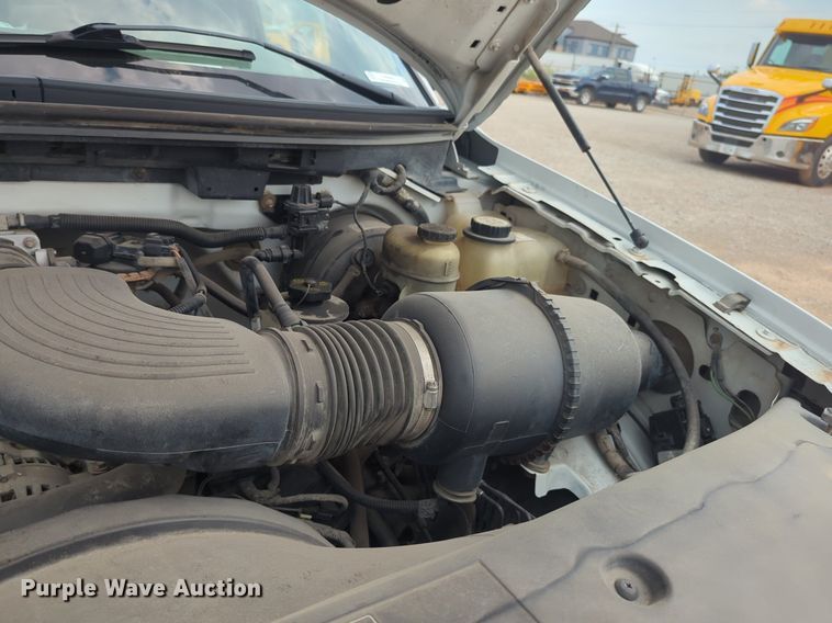 image for item NW9680 2006 Ford  F150 pickup truck