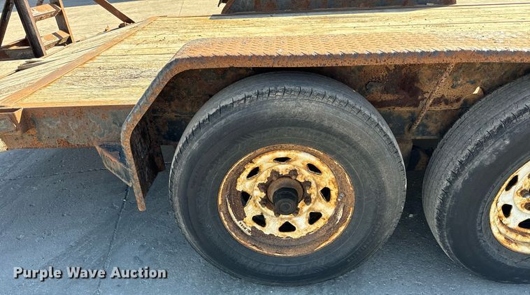 image for item OG9702 2018 Sure Trac  equipment trailer