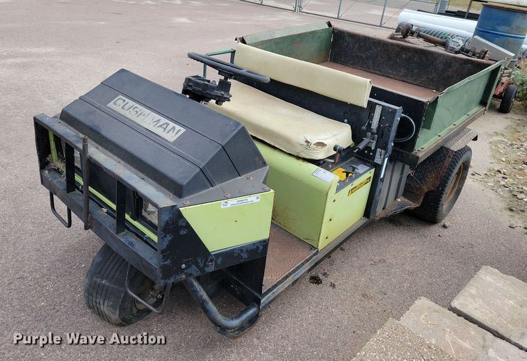 image for item OH9276 1992 Cushman utility vehicle