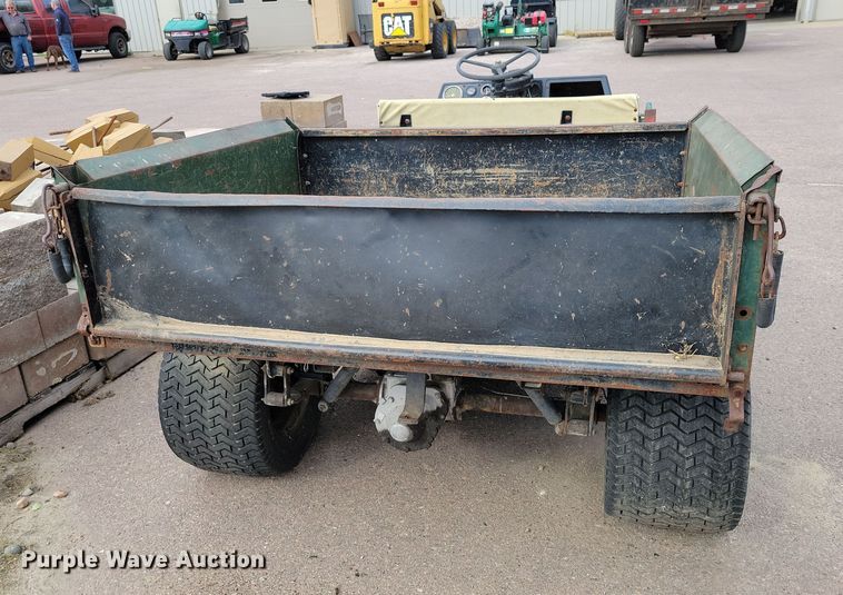 image for item OH9276 1992 Cushman utility vehicle