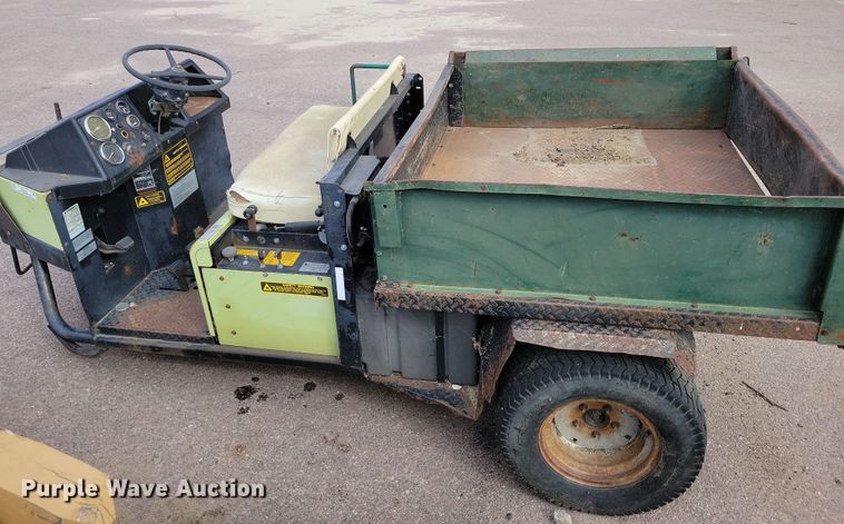 image for item OH9276 1992 Cushman utility vehicle