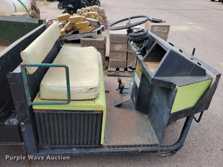 image for item OH9276 1992 Cushman utility vehicle
