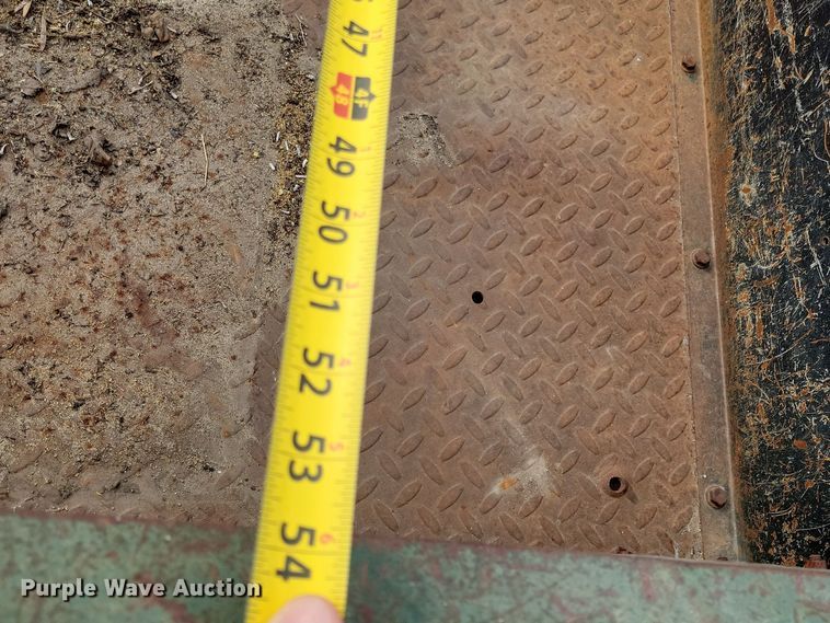 image for item OH9276 1992 Cushman utility vehicle