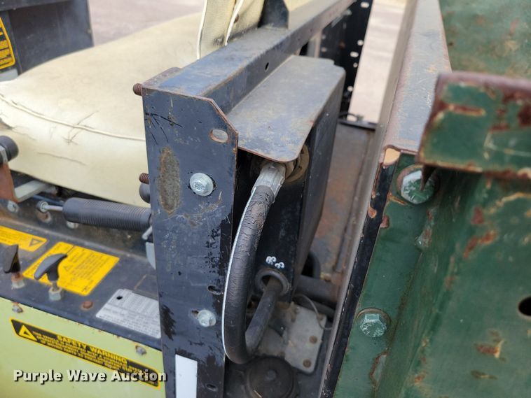 image for item OH9276 1992 Cushman utility vehicle