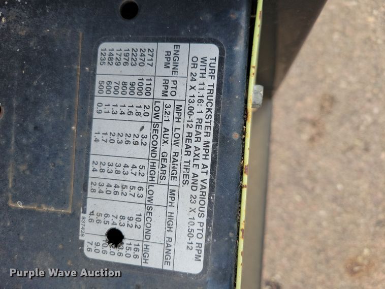 image for item OH9276 1992 Cushman utility vehicle