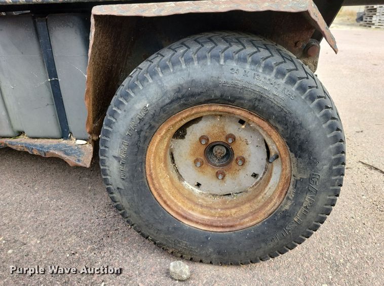 image for item OH9276 1992 Cushman utility vehicle