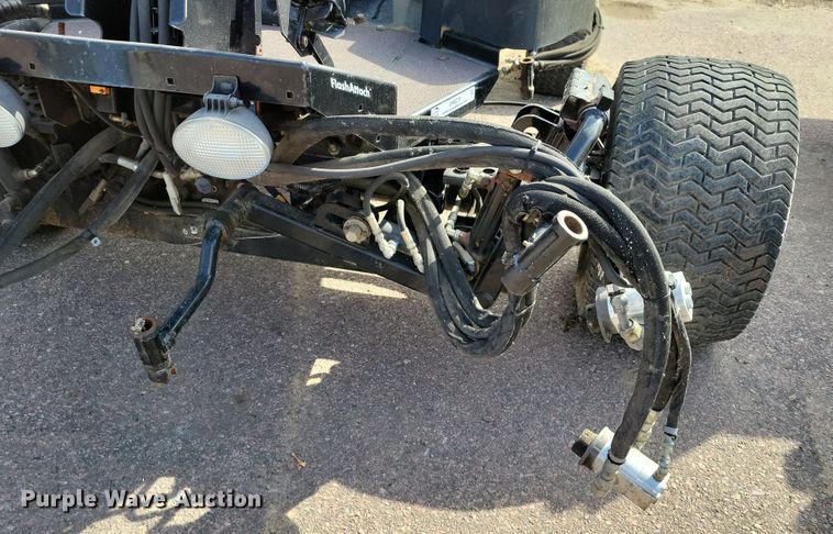 image for item OH9278 2006 Jacobsen LF3400 reel mower