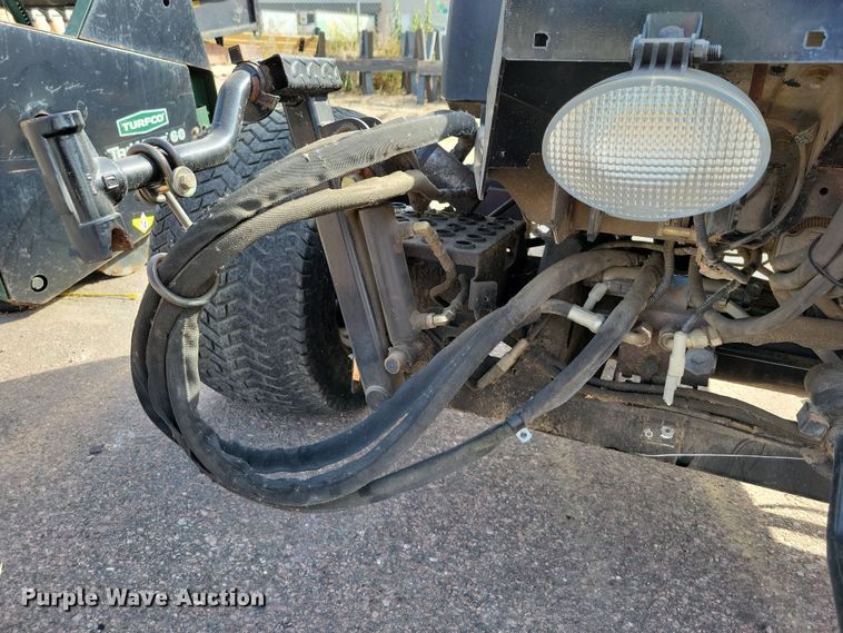 image for item OH9278 2006 Jacobsen LF3400 reel mower