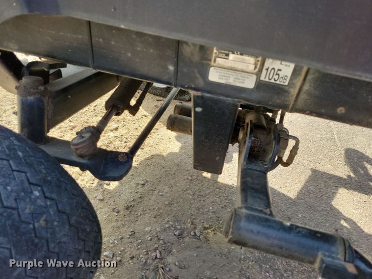 image for item OH9278 2006 Jacobsen LF3400 reel mower