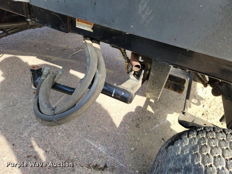 image for item OH9278 2006 Jacobsen LF3400 reel mower