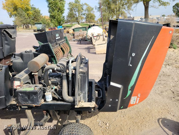 image for item OH9278 2006 Jacobsen LF3400 reel mower