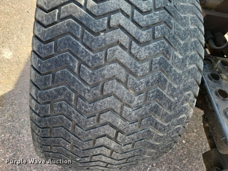 image for item OH9278 2006 Jacobsen LF3400 reel mower