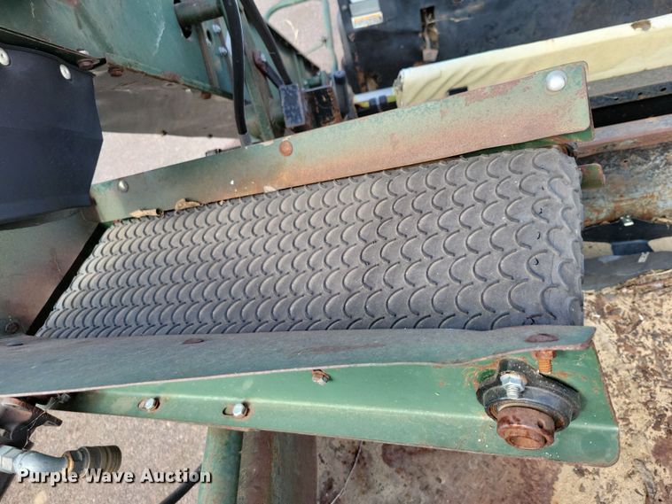 image for item OH9279 Cushman utility vehicle