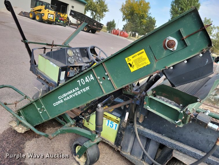 image for item OH9279 Cushman utility vehicle